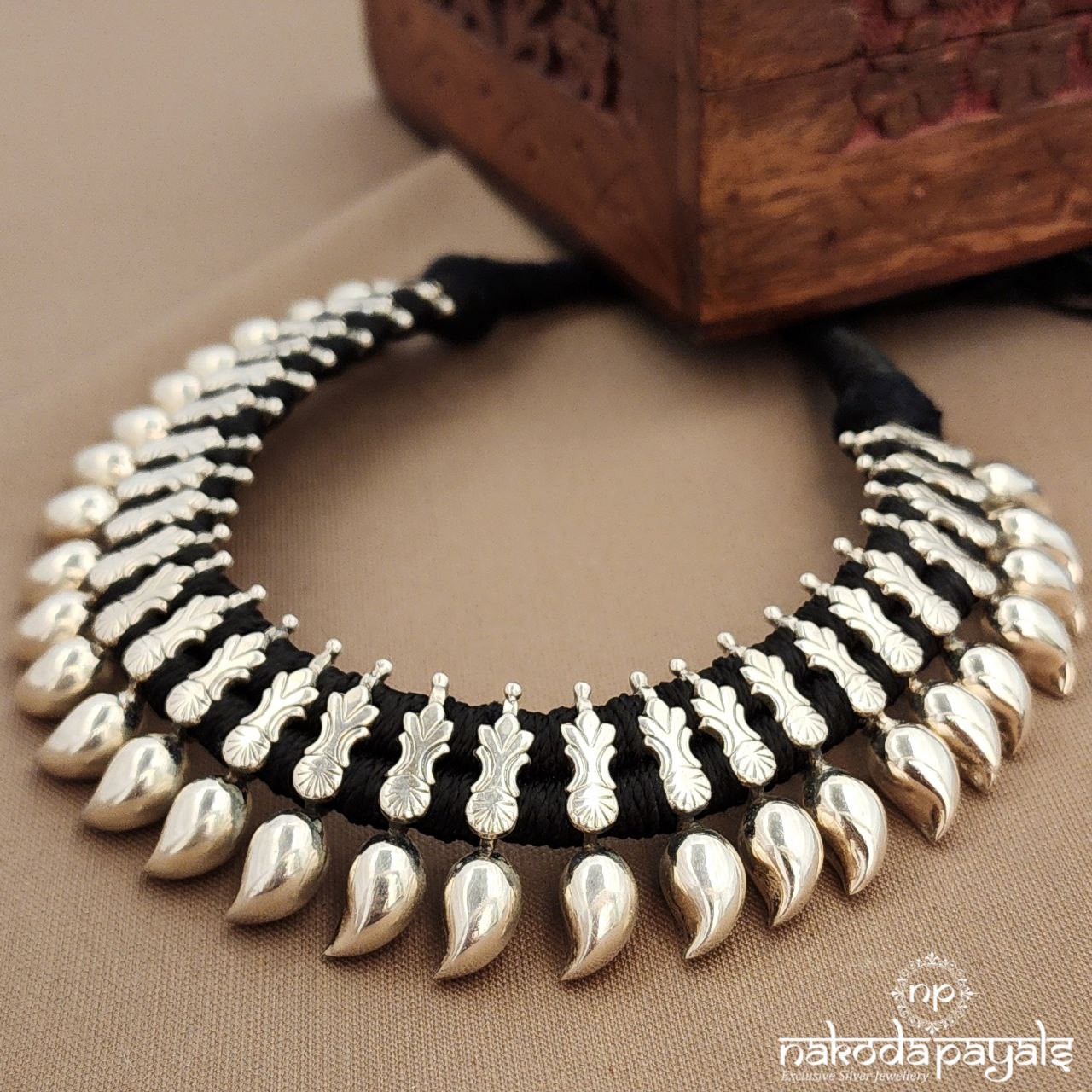 Mango Drops Neckpiece (N11282)