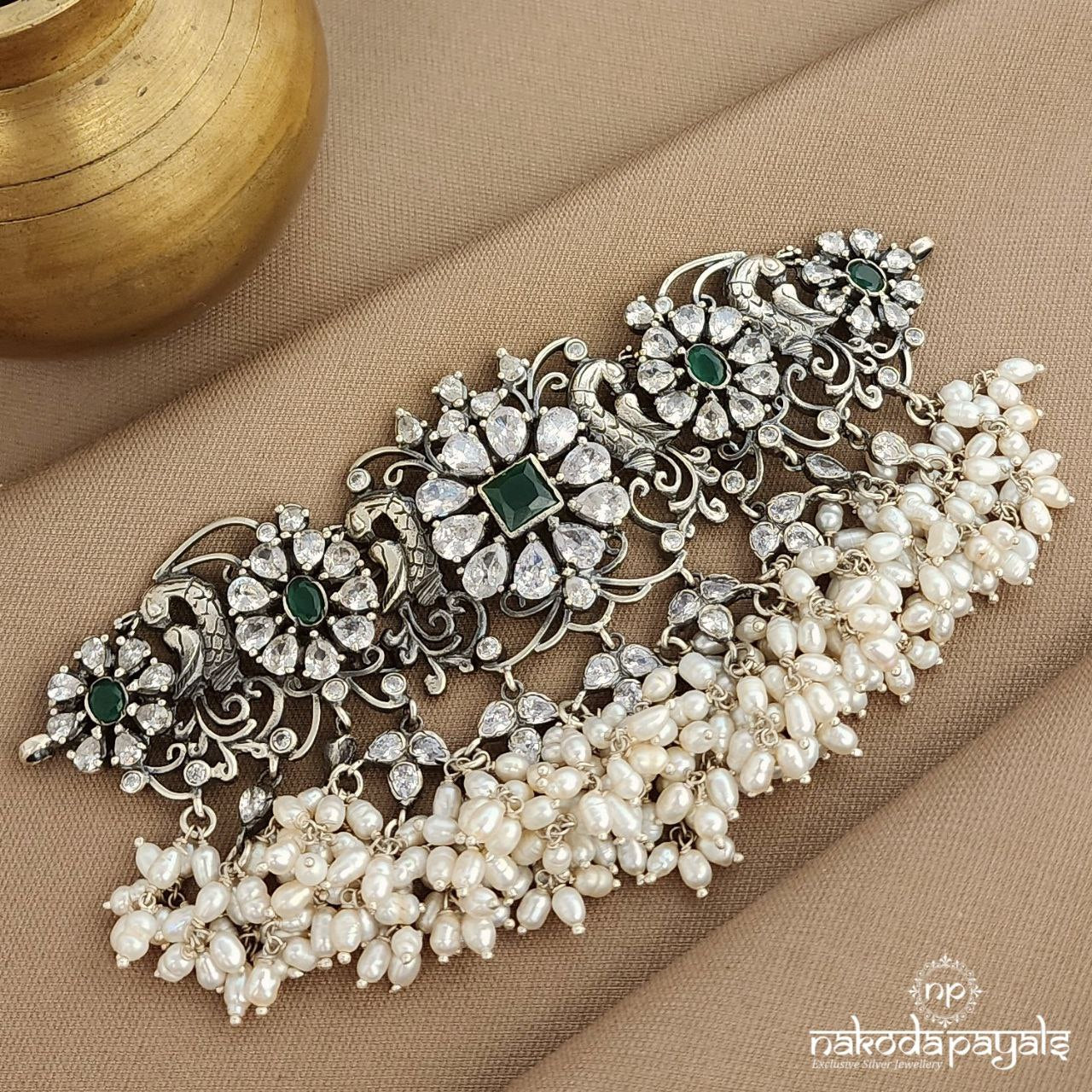 Graceful Guttapusalu Choker (N11209)
