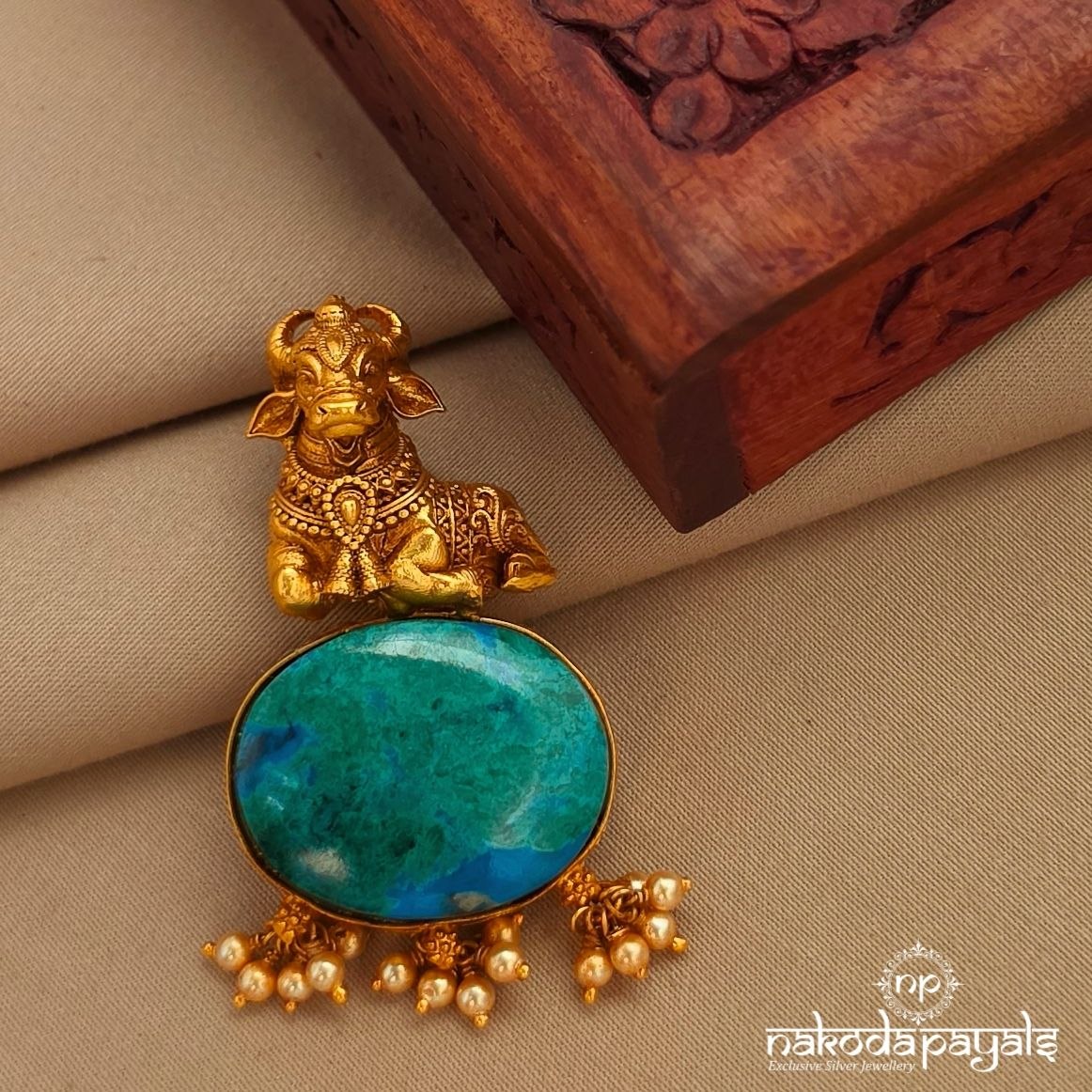 Green Nandi Pendant (Gp2245)