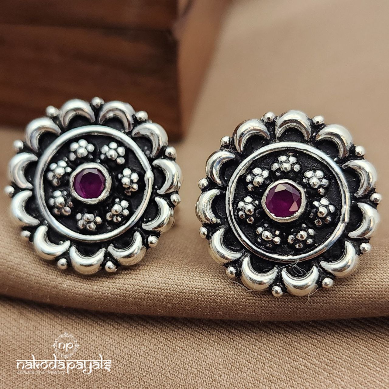 Flower Red Toerings (T4631)