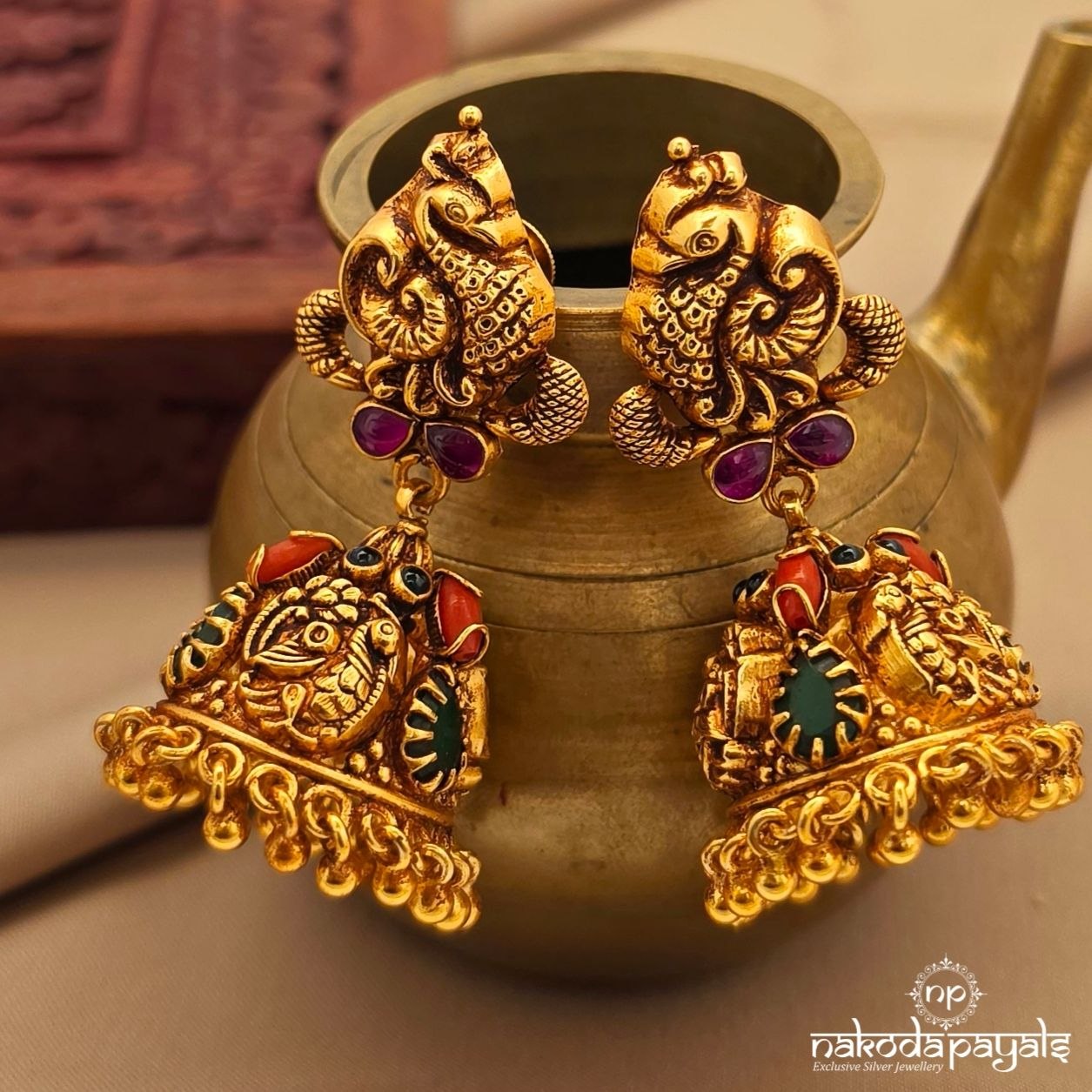 Peacock Coral Jhumka (Ge10604)