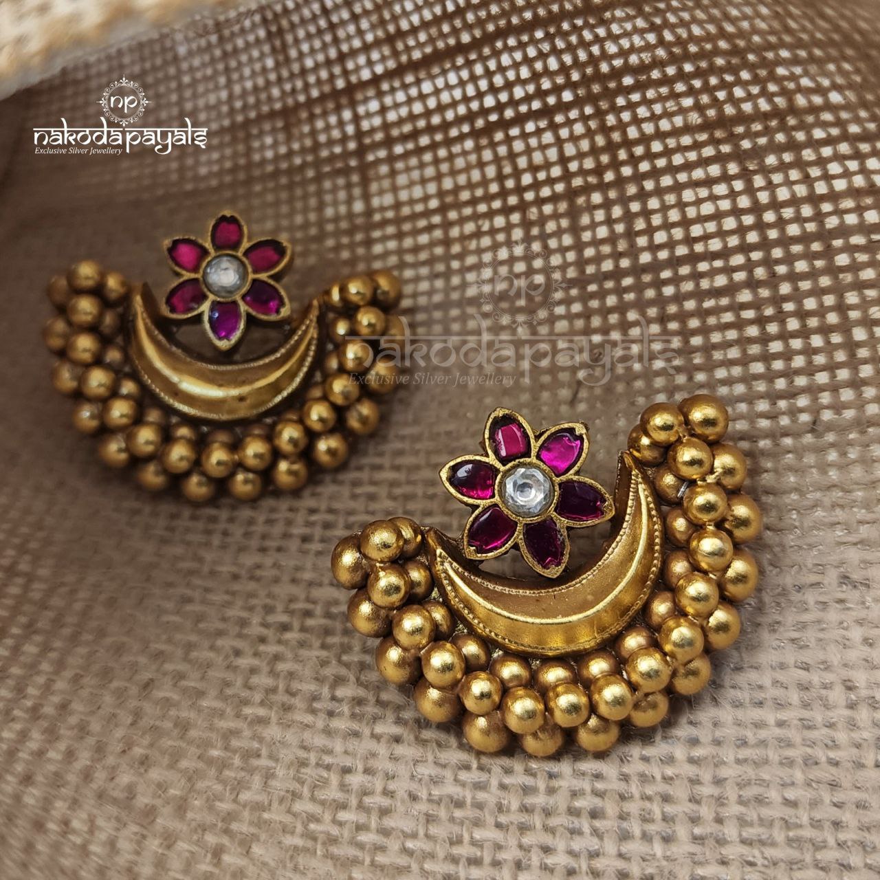 Graceful Floral Half Moon Chandbali (Ge9460)