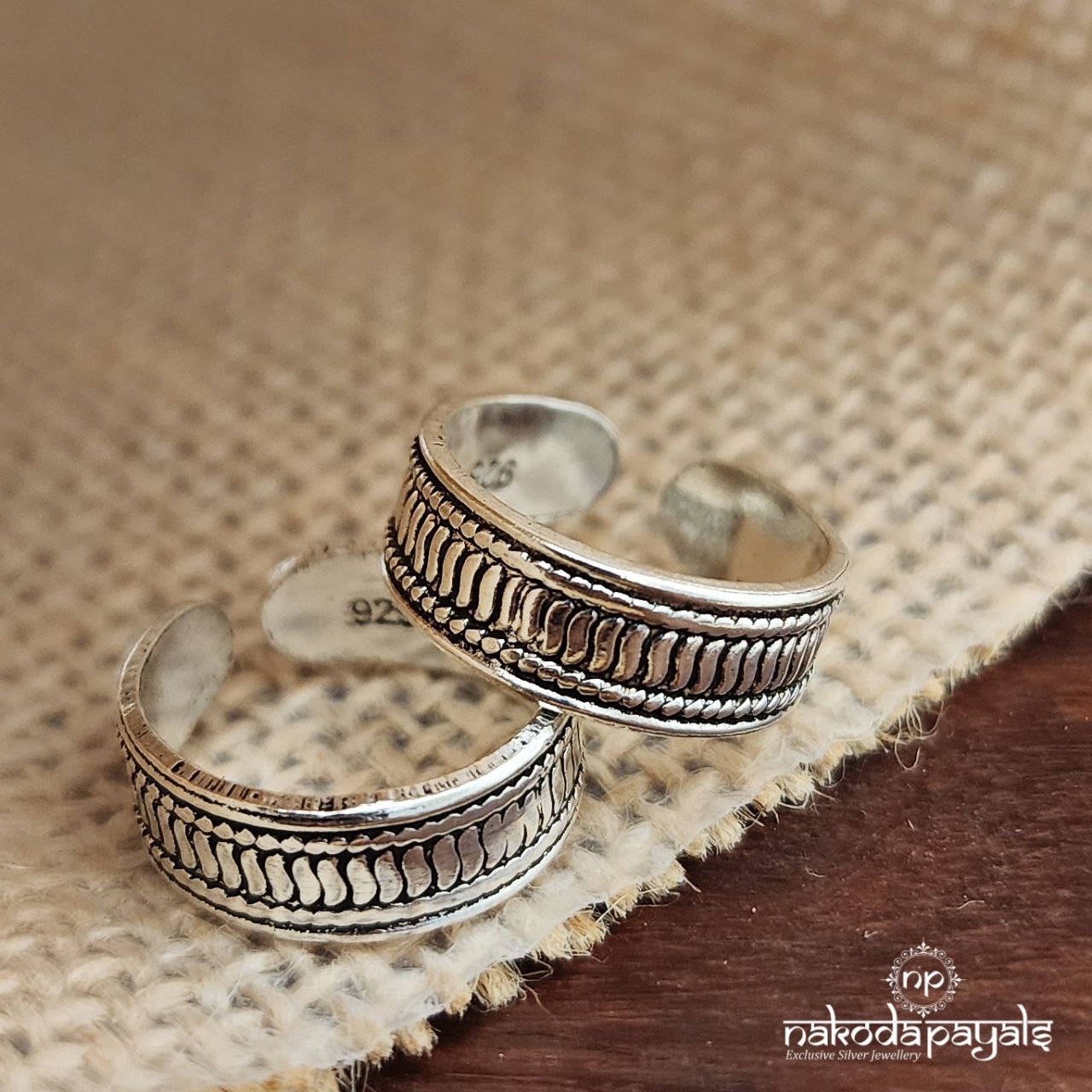 Oxidised Lines Toebands (T4573)