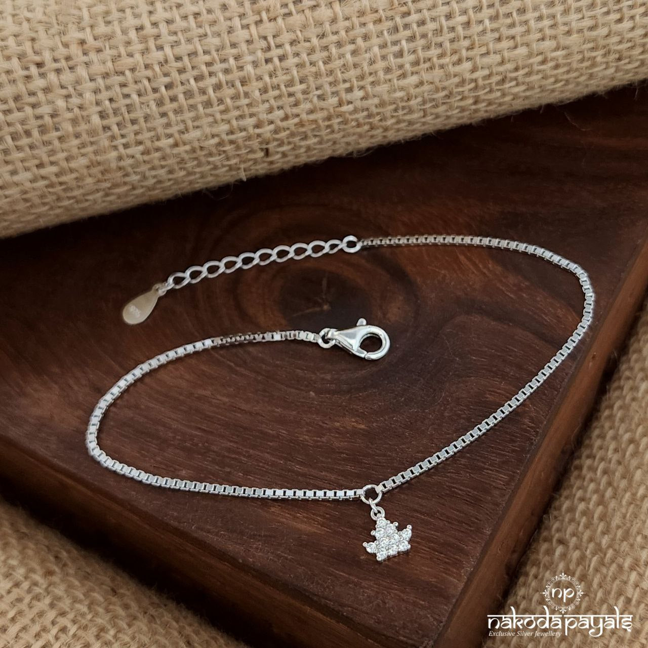 Crown Drop Bracelet (Br1699)
