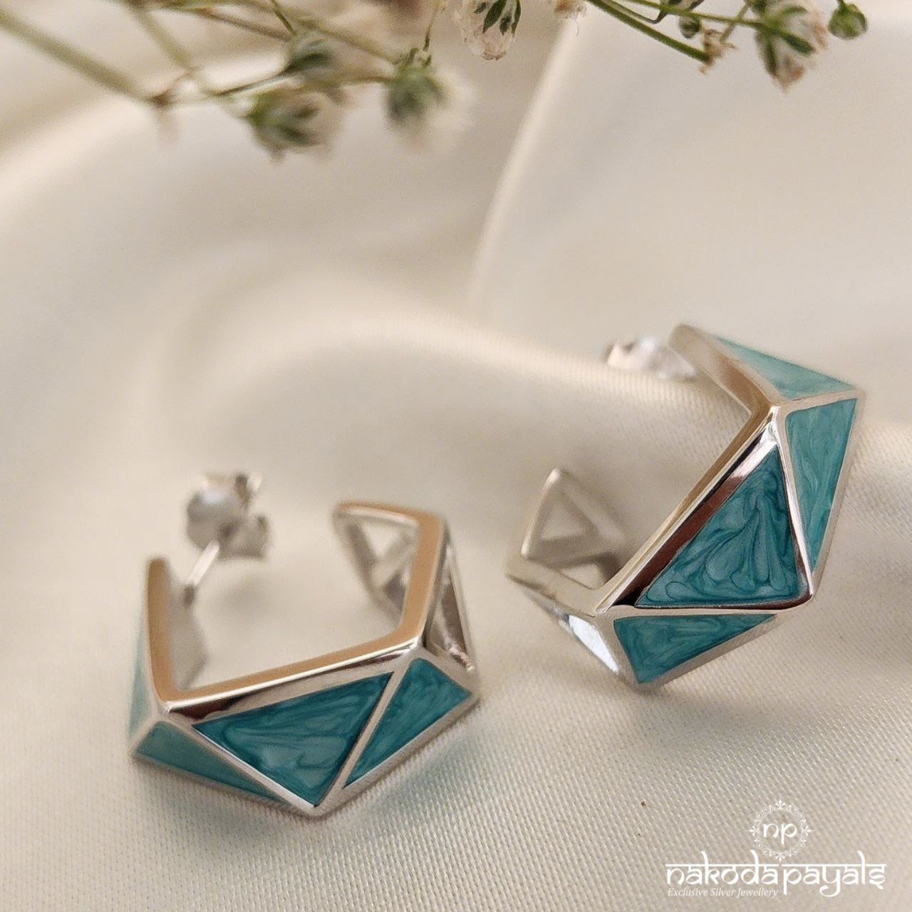Sequential Turquoise Earrings (St2899)