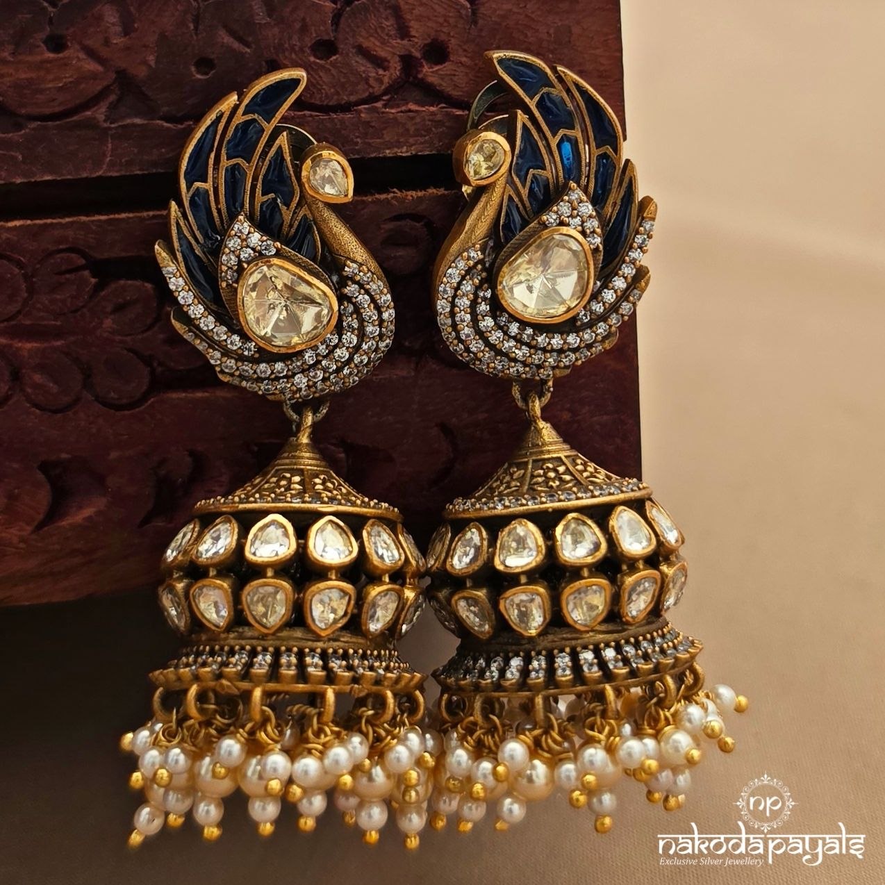 Pearly Peacock Moissanite Jhumka (Ge10986)