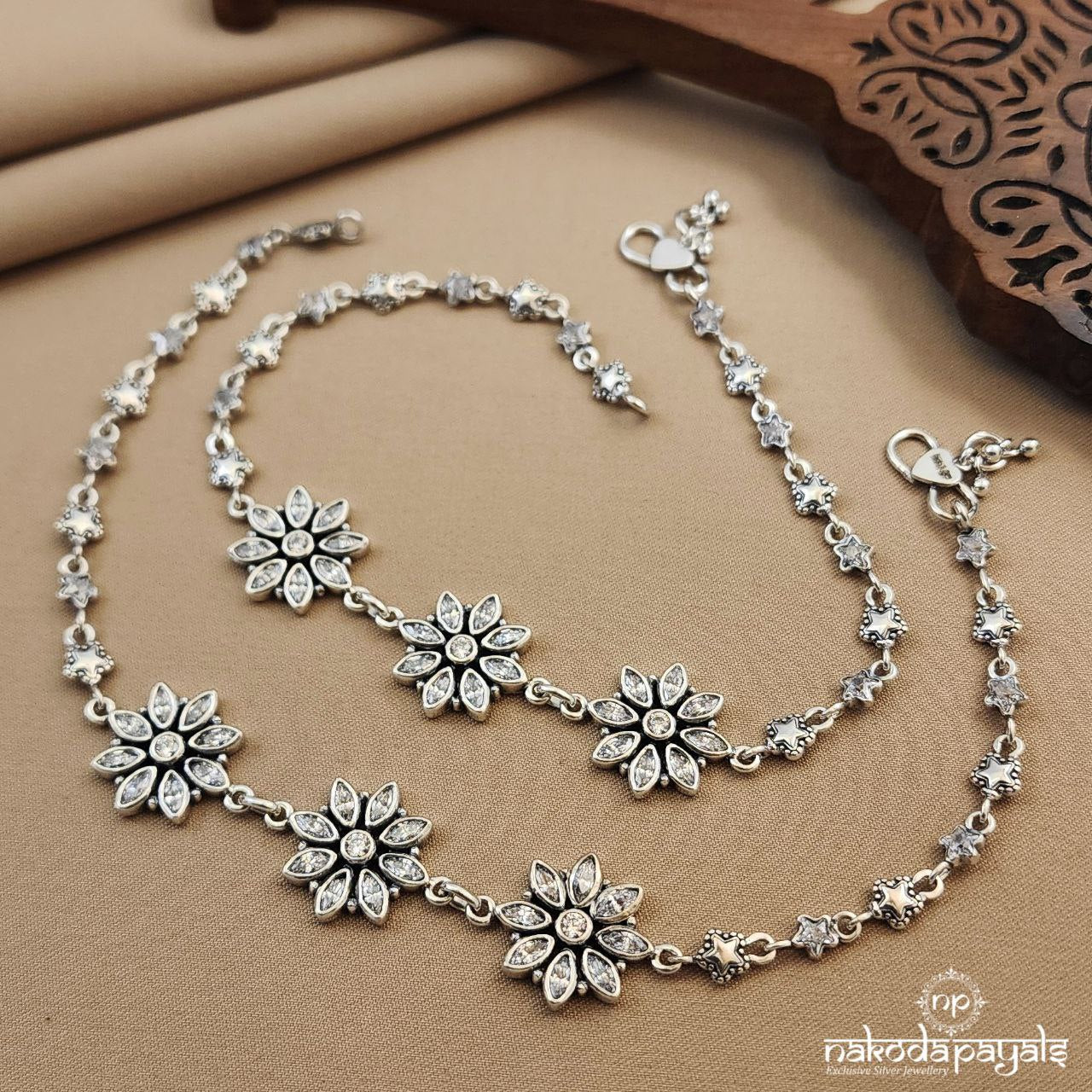 Twinkling Star Anklets (A6125)