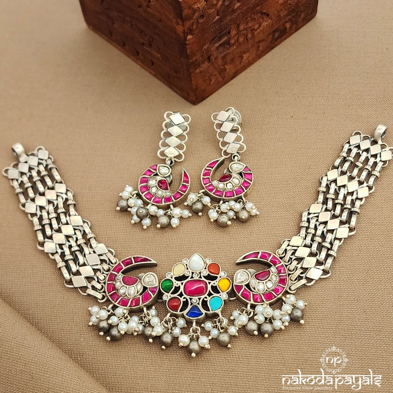 Navaratna Kundan Neckpiece With Earrings (N11256)