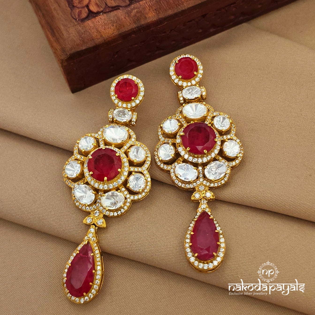 Majestic Moissanite Earrings (Ge10956)