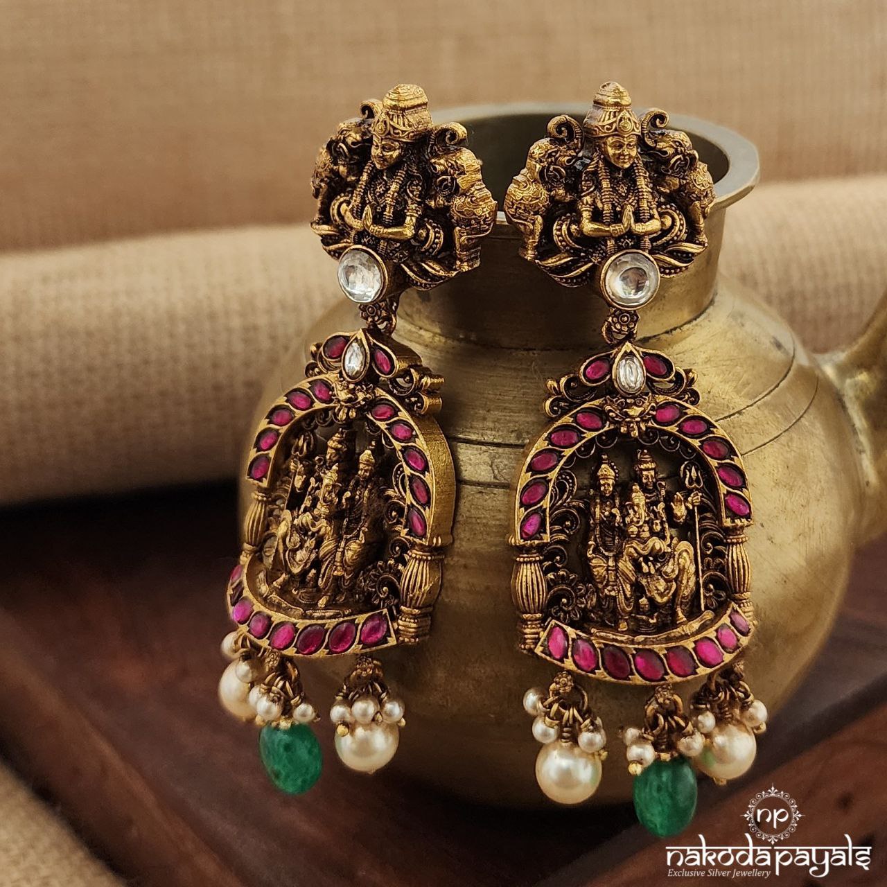 Green Drop Kundan Earrings (Ge9035)