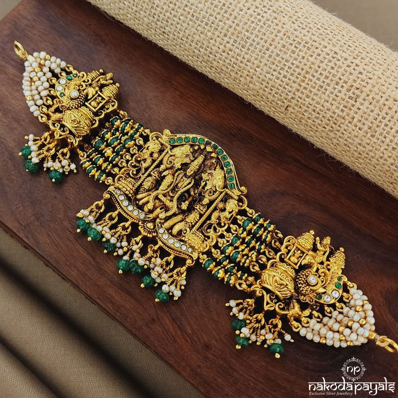 Vishnu Green Kundan Choker (Gn9587)