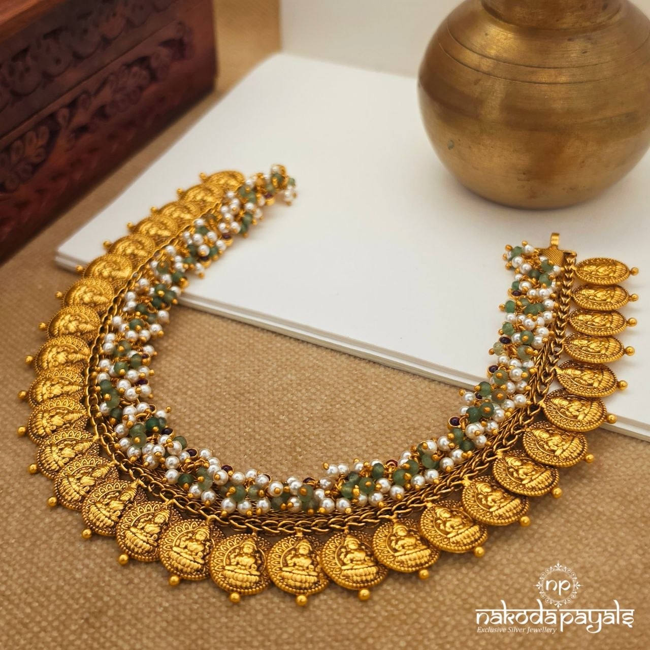 Traditional Pearl Kasu Neckpiece (Gn10681)