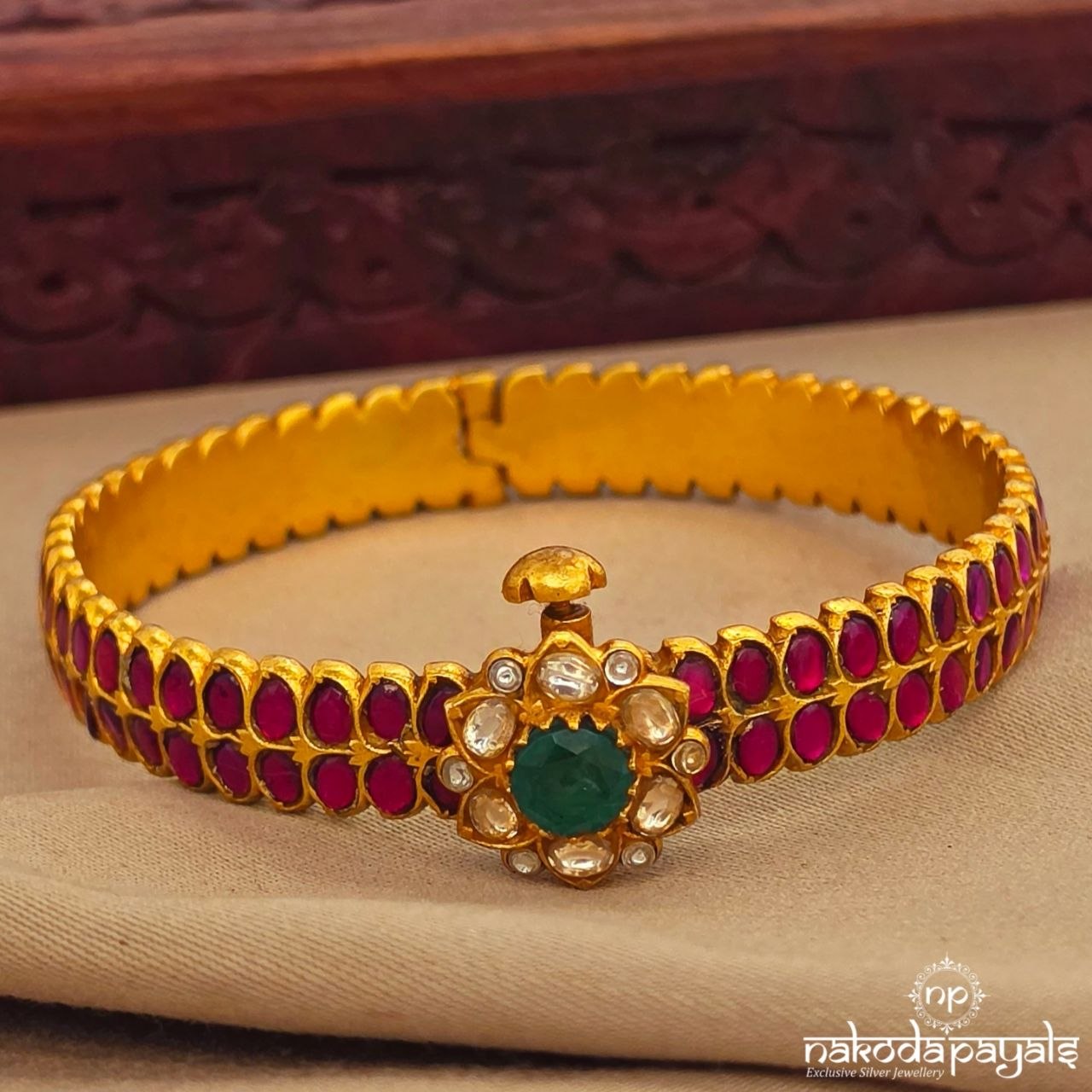 Kundan Screw Kada (2.6) (Gk3301)