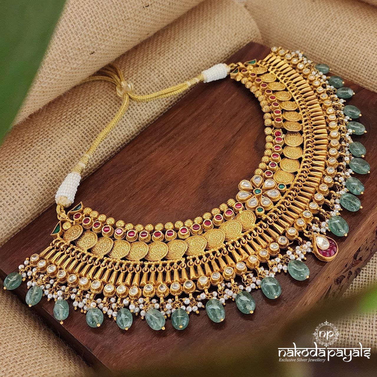 Bridal Broad Kundan Short Neckpiece (Gn7978)