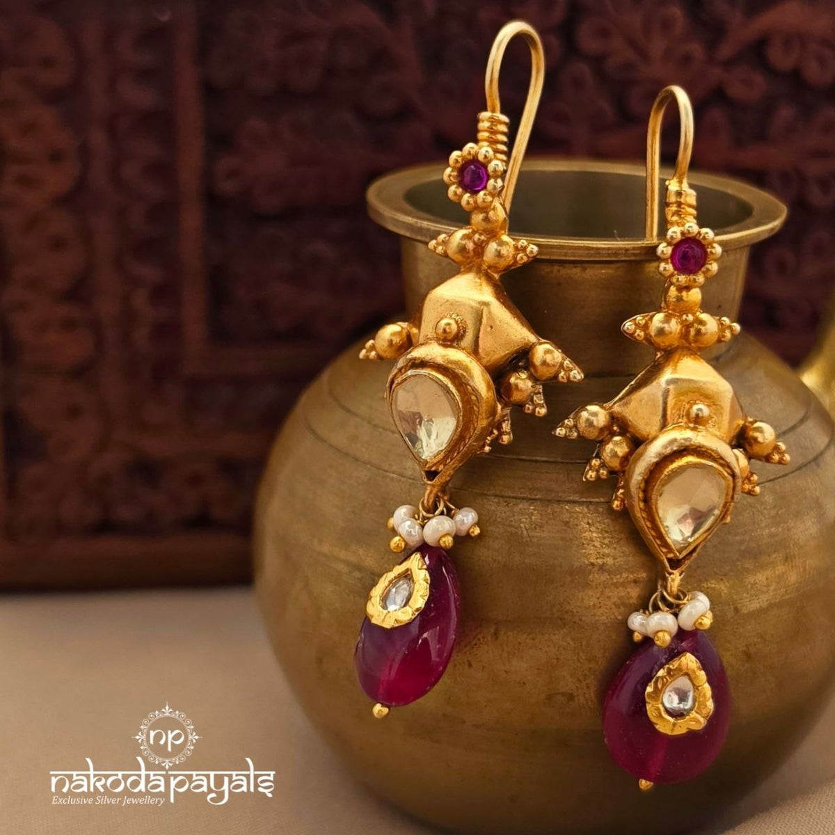 Exclusive Traditional Hanging (Ge11310)