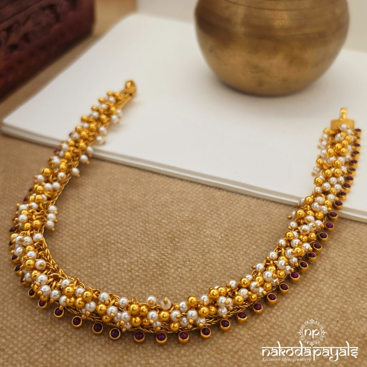 Exclusive Neckpiece (Gn10680)