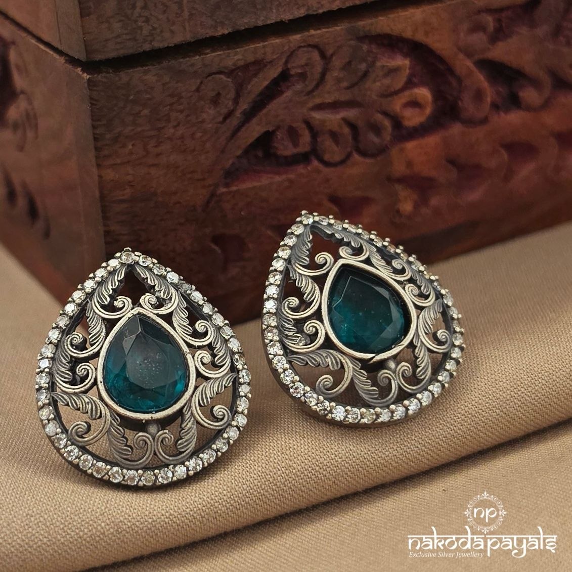 Green Drop Floral Studs (S4266)