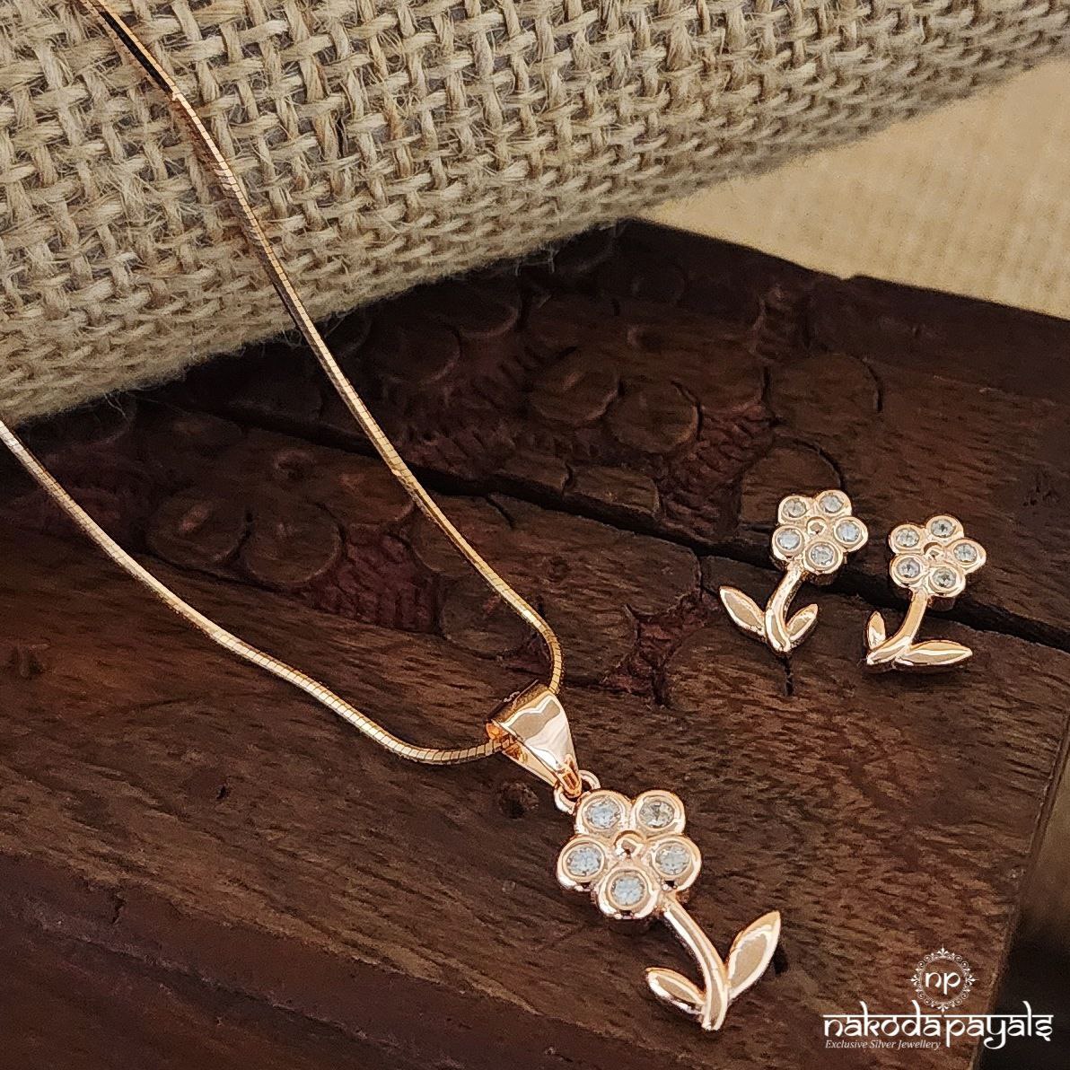 Rose Gold Flower Neckpiece With Earrings (St3300)