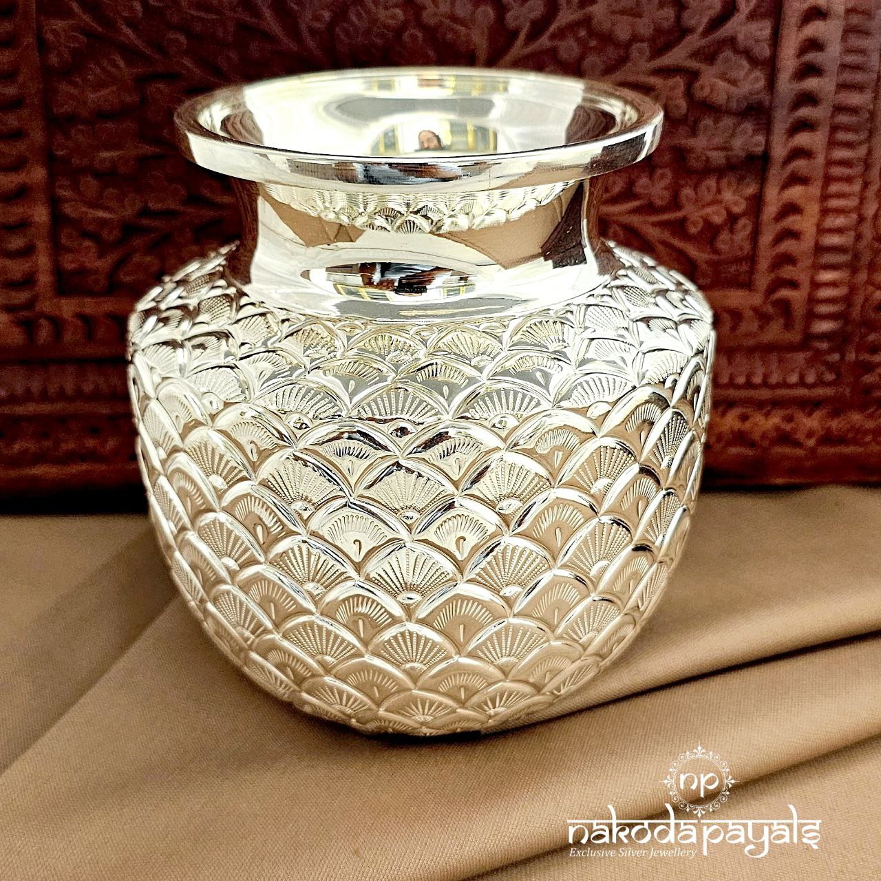 Unique Designed Kalasha (Aa2572)