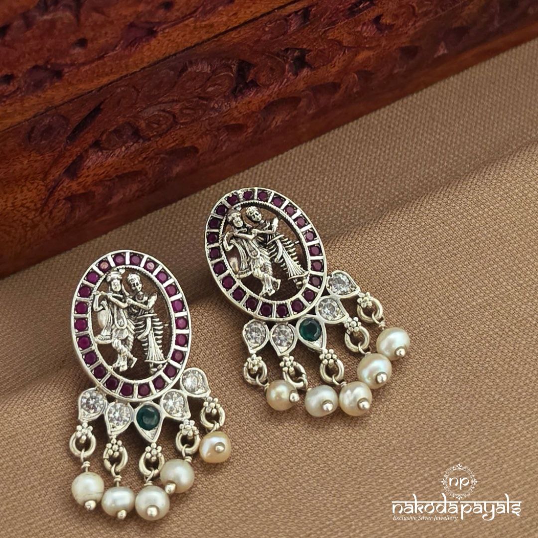Radhakrishnan Studs (S9622)