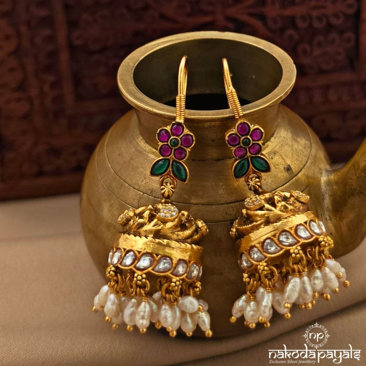 Pearl Floral Jhumka (Ge11422)
