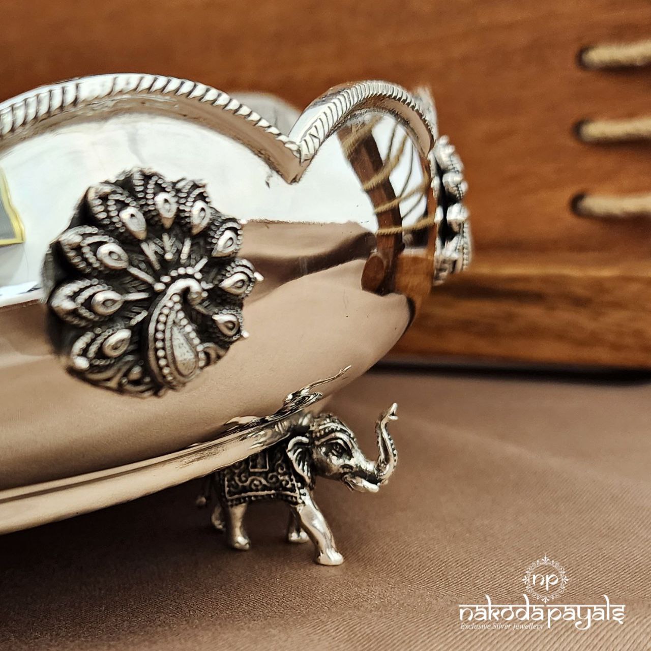 Floral Peacock Chitai Plate (Aa2261)