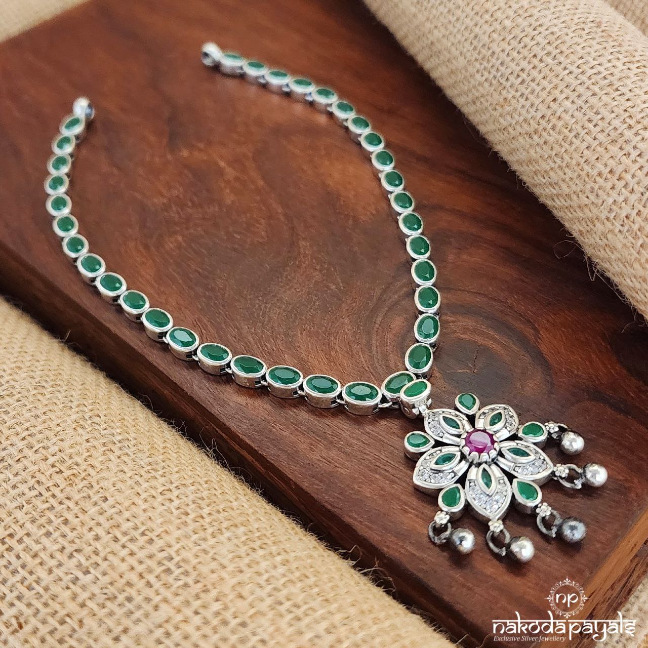 Green Kemp Neckpiece (N10167)