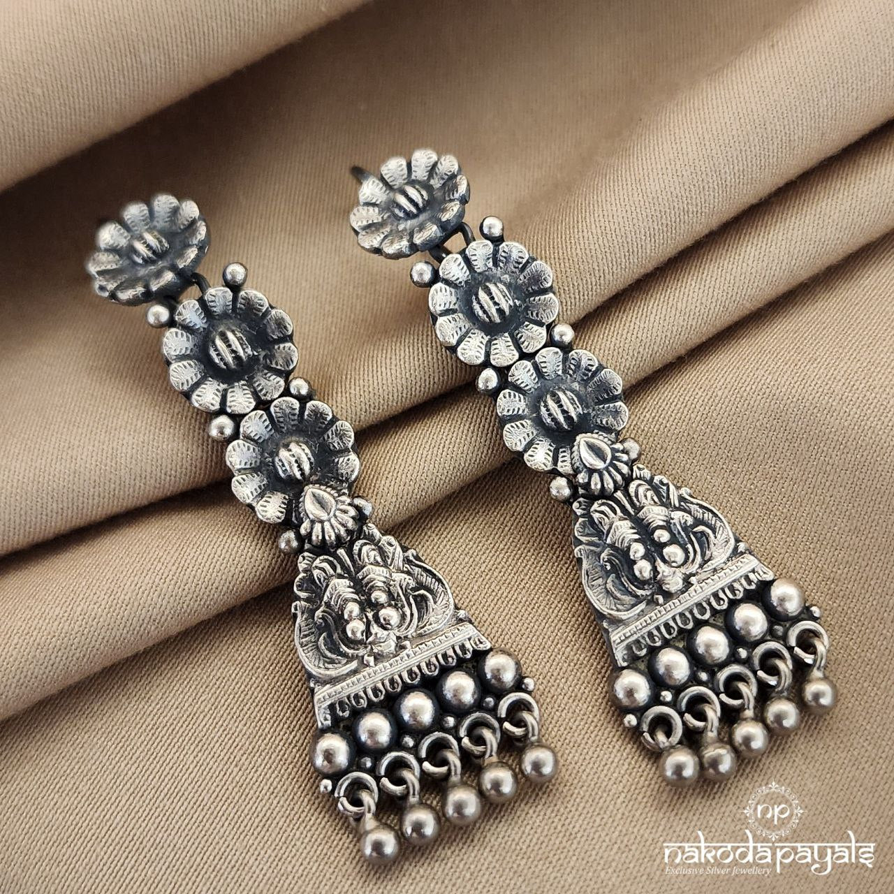 Floral Flower Ball Drop Hangings (C4066)