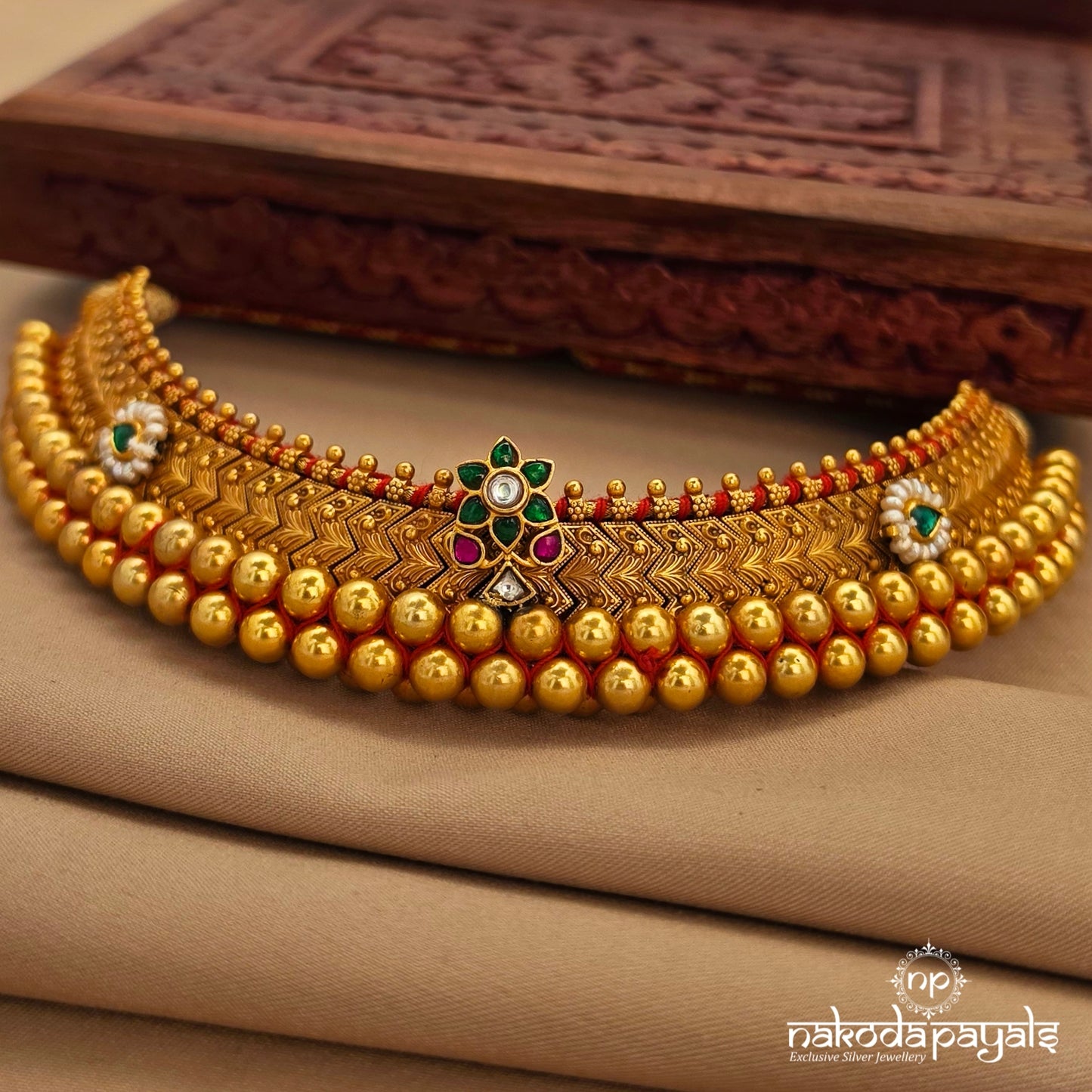 Floral Kundan Tushi Neckpiece (Gn10446)