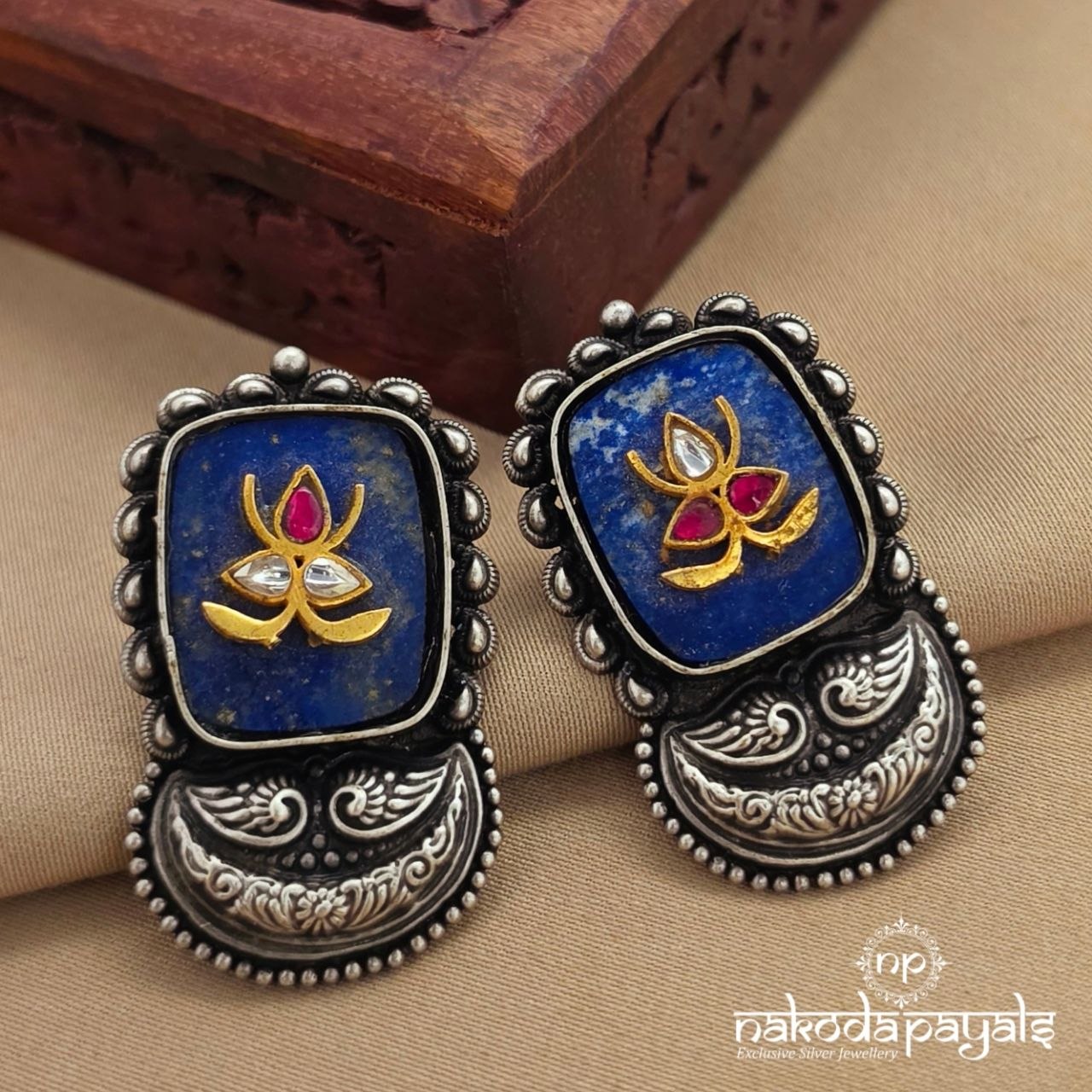 Squarish Blue Earrings (C3979)
