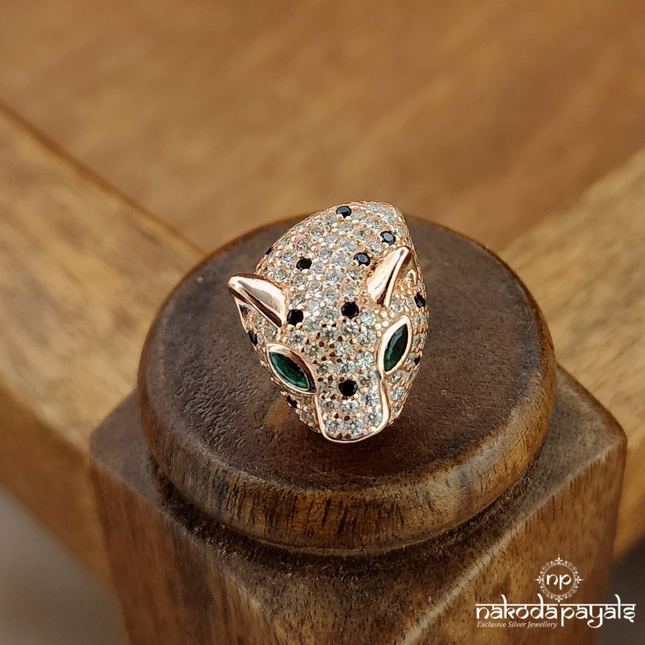 Rose Gold Cheetah Lapel Pin (St3679)
