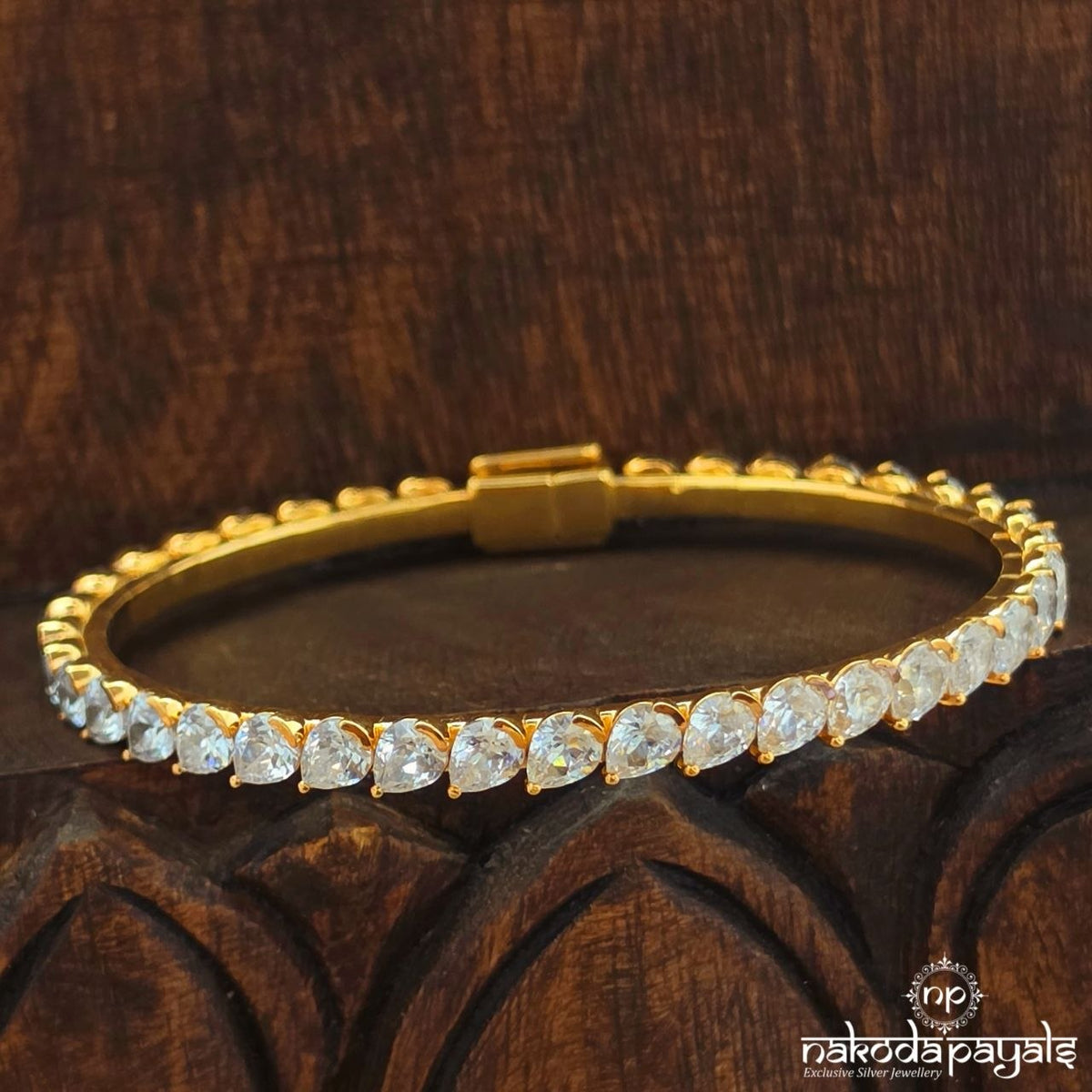 Statement White Stone Bracelet (St4210)