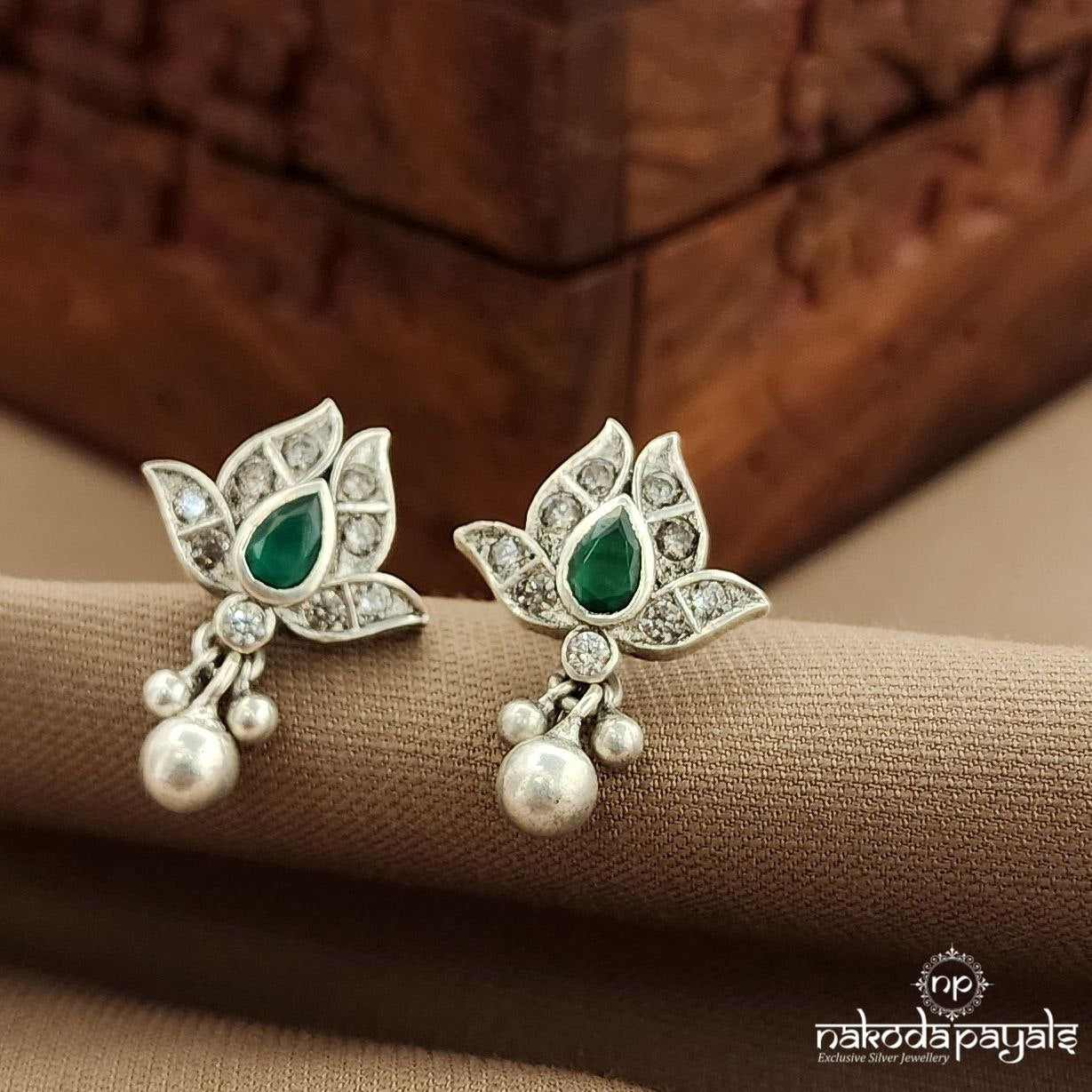 Green Lotus Studs (S3755)
