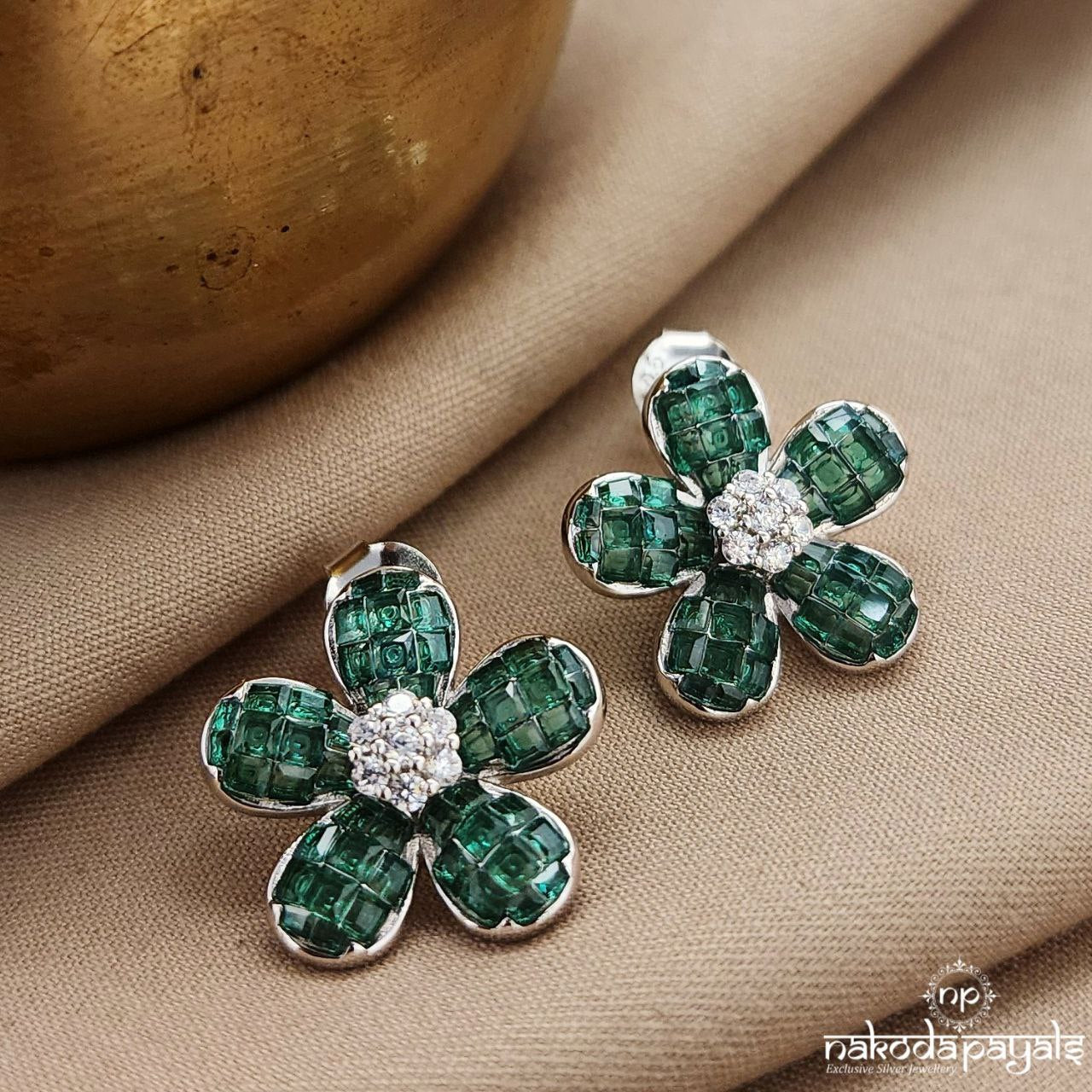 GemBloom Flower Earrings (St3403)