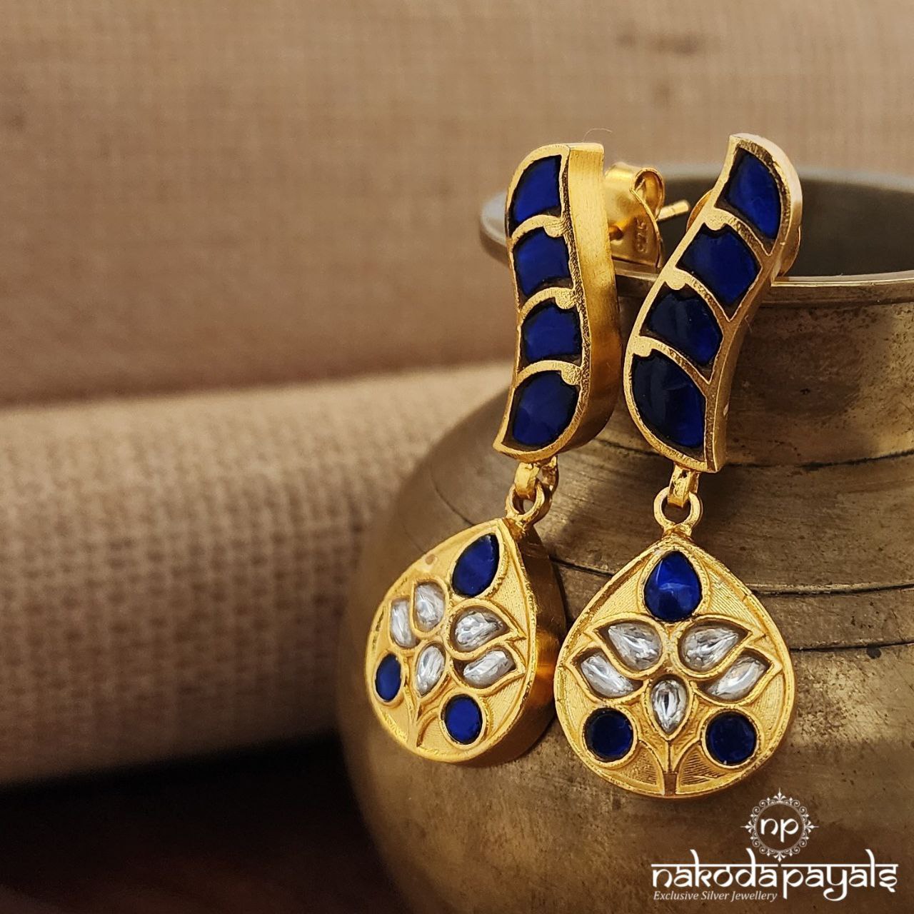 Kundan Blue Drop Earrings (Ge9070)