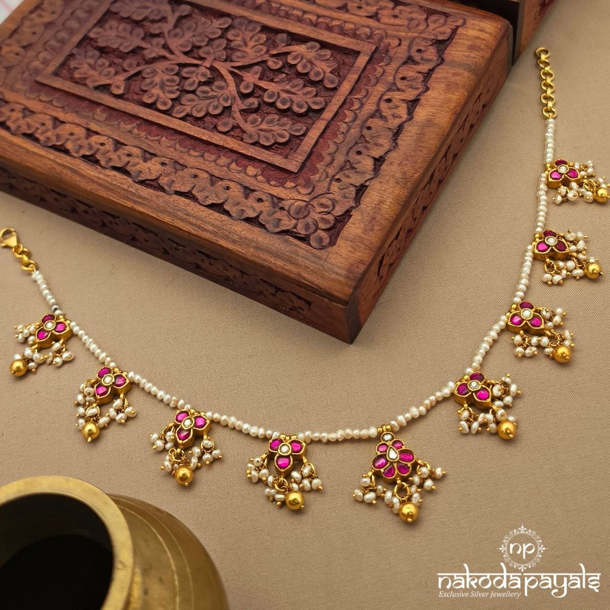 Exquisite Kundan Neckpiece (Gn10832)