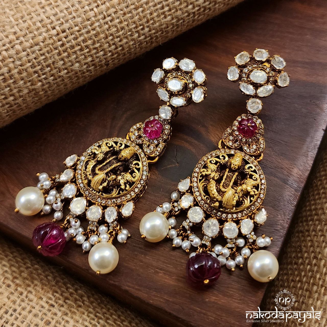 Ganesha Moissanite Neckpiece With Earrings (Gn8593)