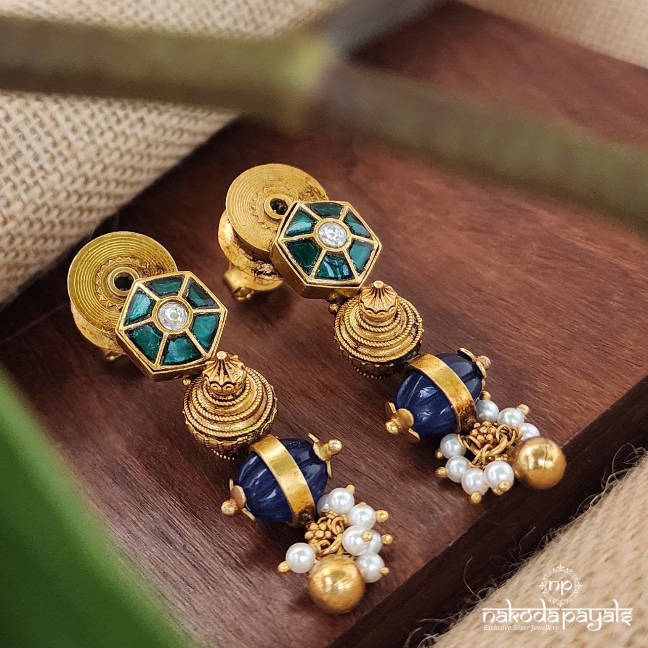 Designer Earrings (Ge8156)