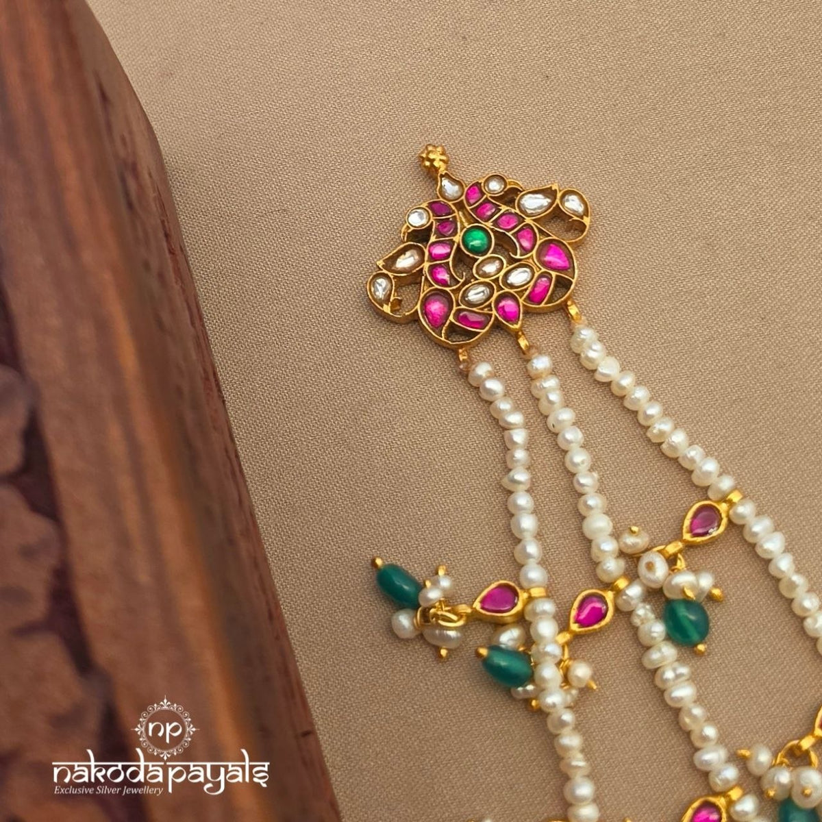 Emerald Pearl Rhapsody Neckpiece (Gn10886)