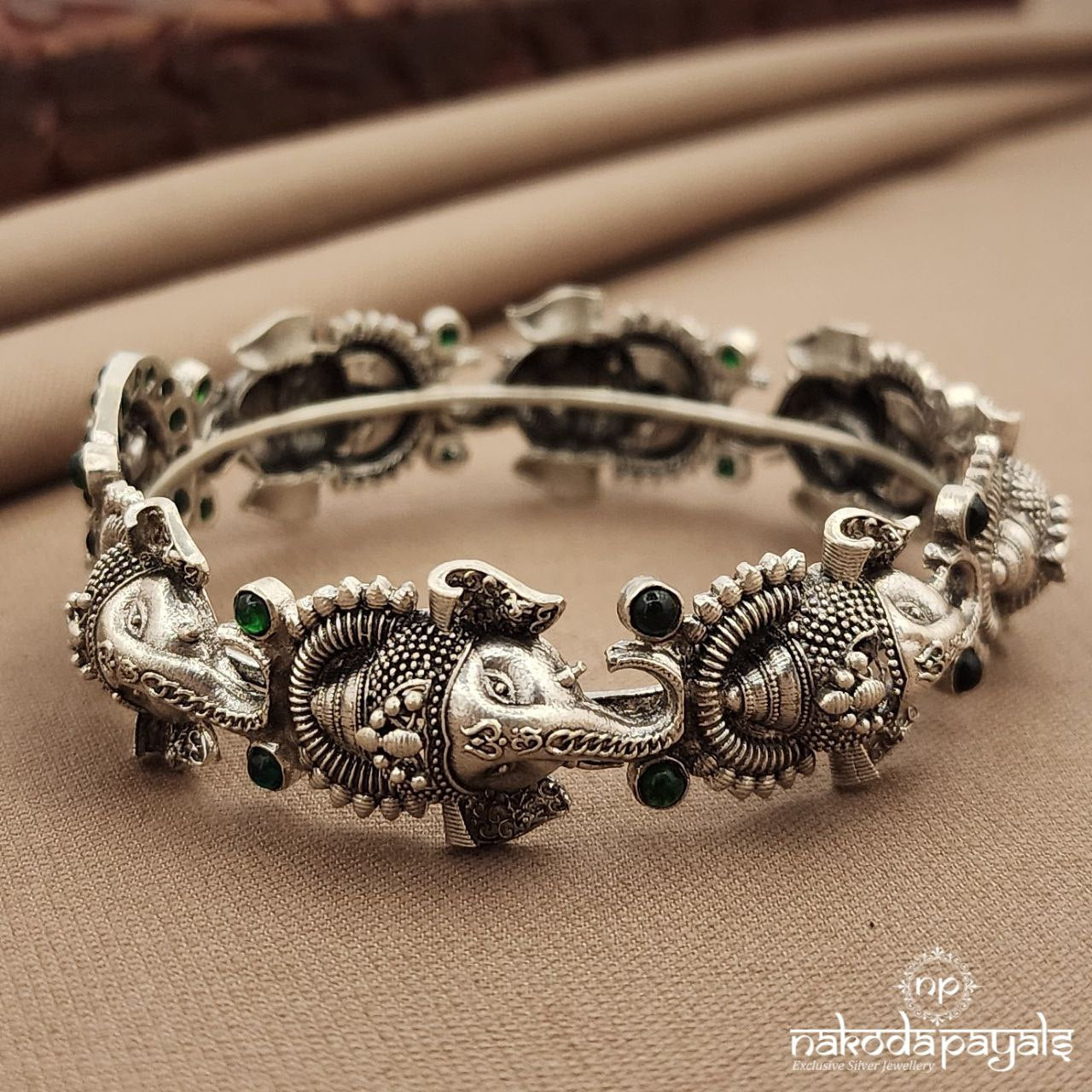 Ganesha Single Bangle (K6204)