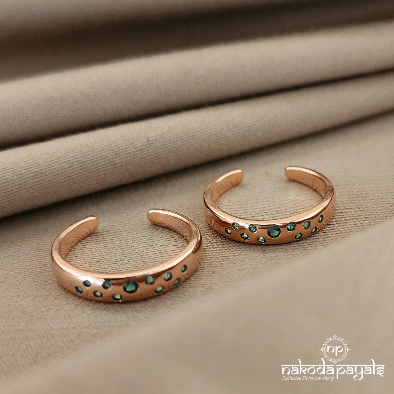 Green Dotted Rose Gold Toerings (T4243)