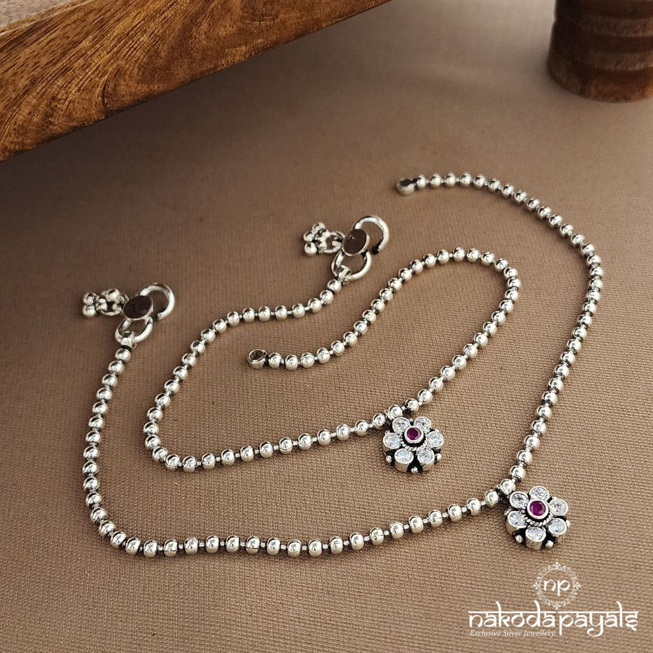 Red Floral Anklets (A6679)