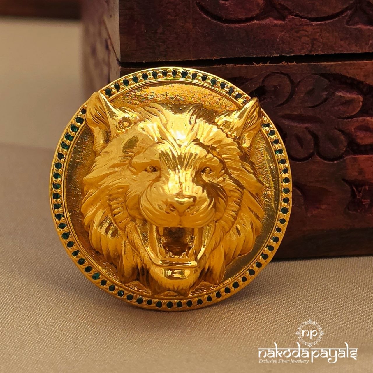 Lion Exemplary Brooch (St4114)