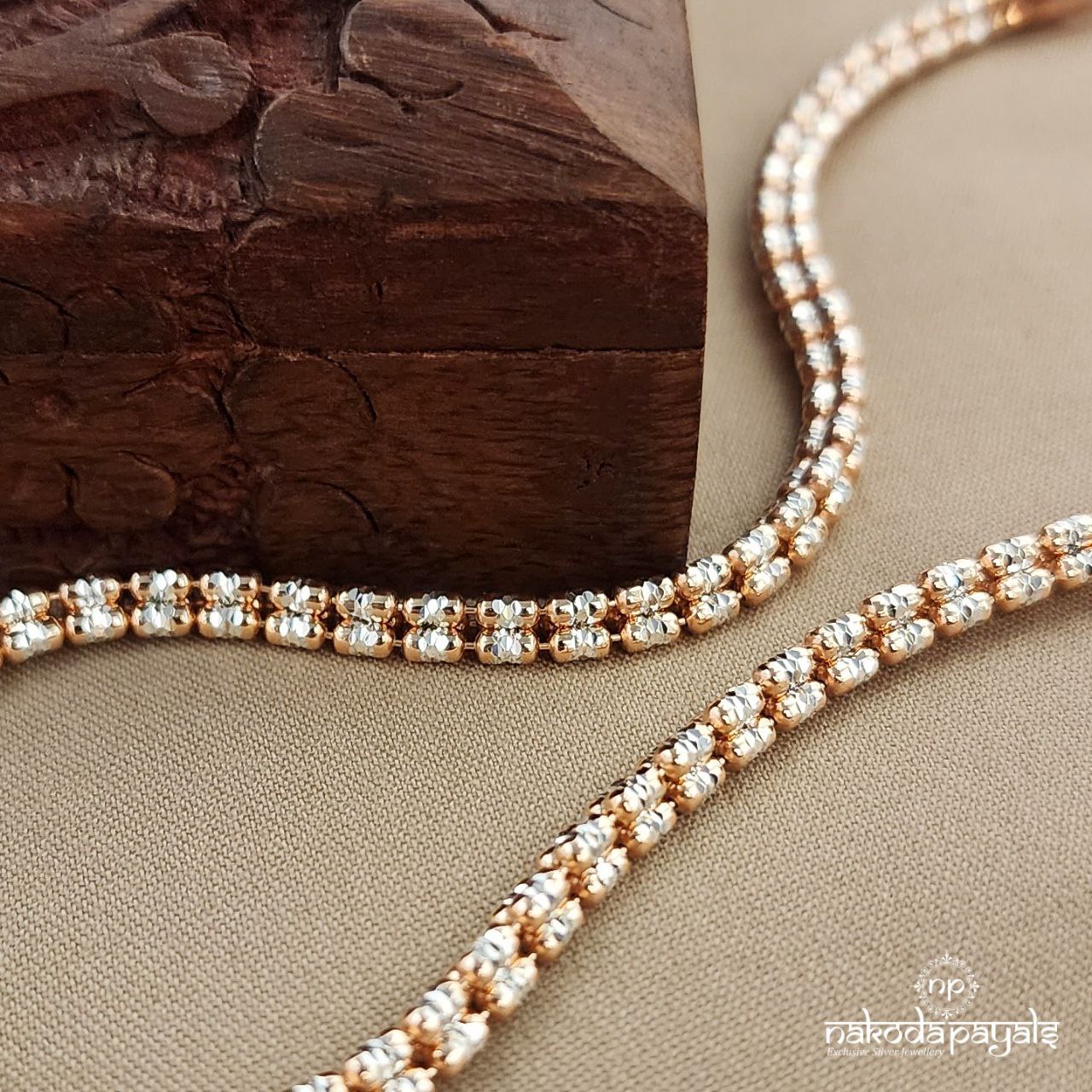 Rose Radiance Rose Gold Neckpiece (St3360)
