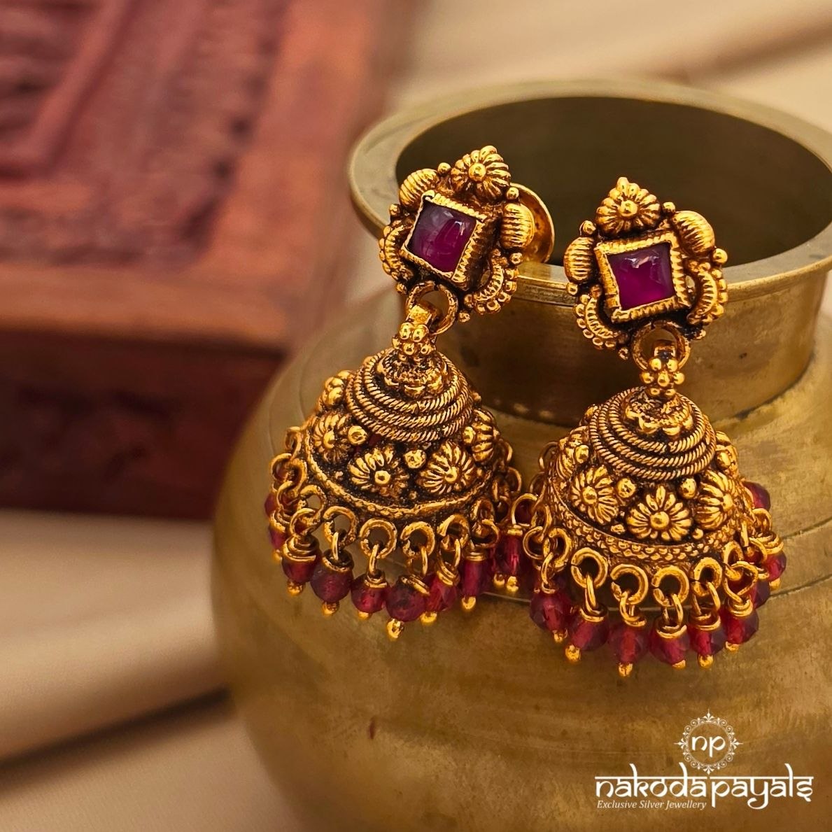 Endearing Squarish Jhumka (Ge10602)