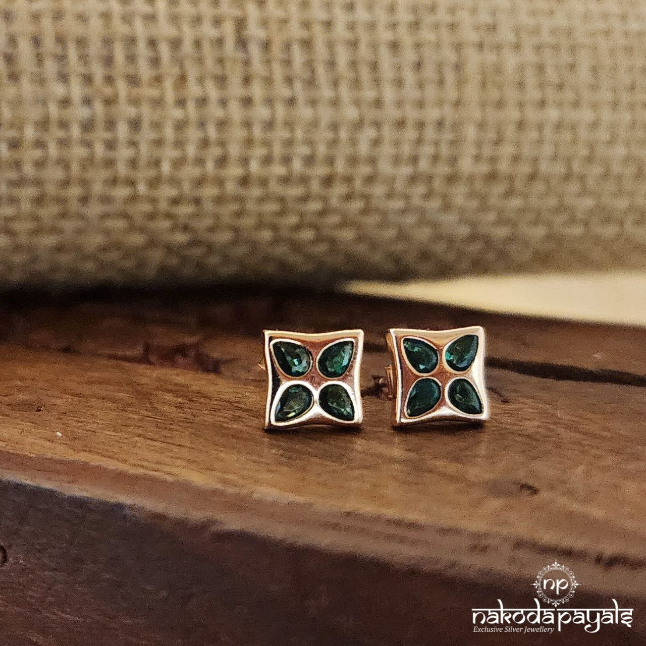 Greenish Earrings (St3247)