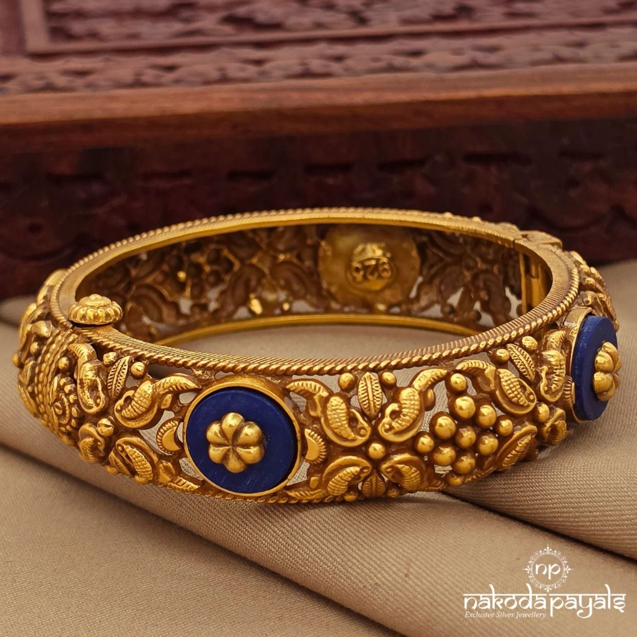 Amazing Floral Kada (Gk3347)