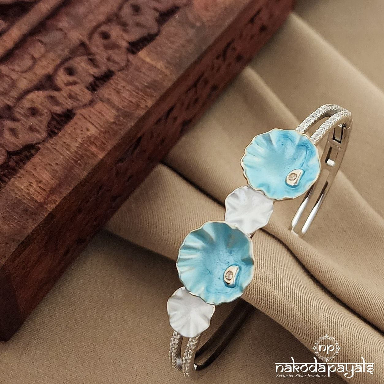 Blue Shell Openable Kada (Sk1064)