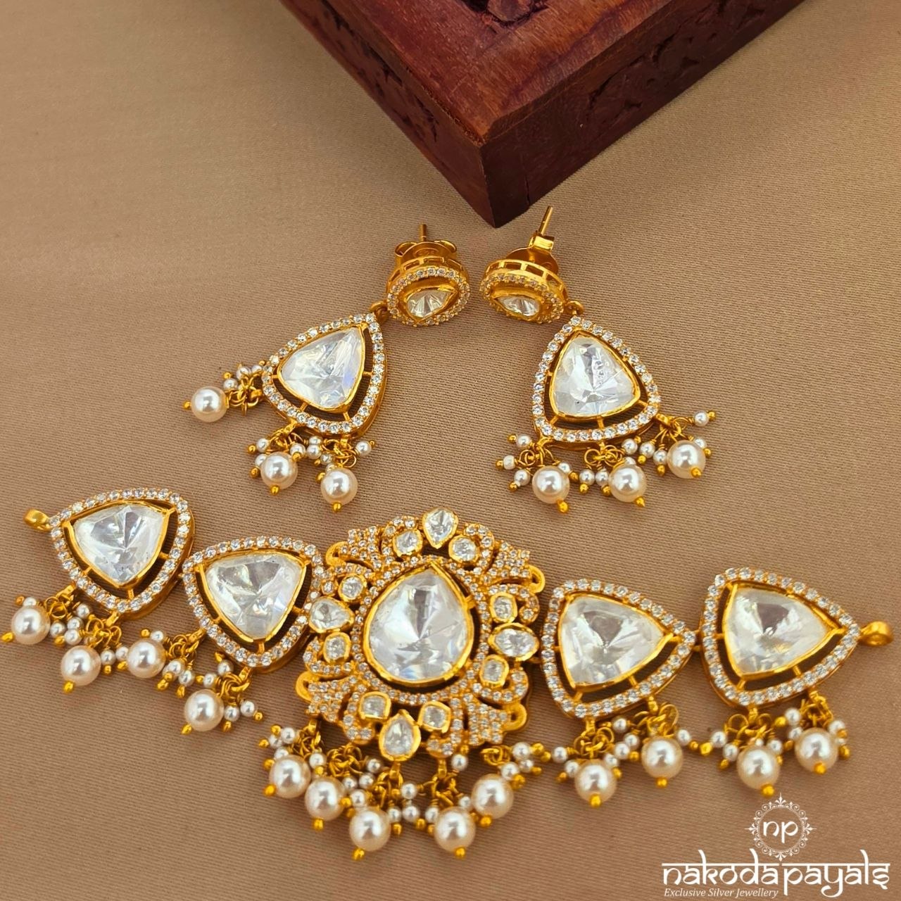 CZ Moissanite Choker With Earrings (Gn10093)