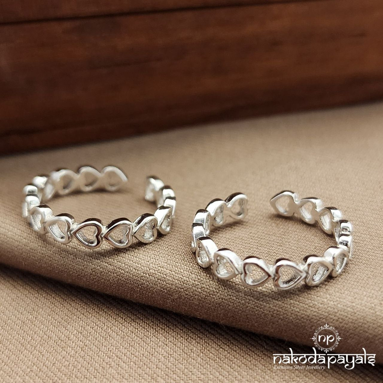 Plain Infinity Toerings (T4700)